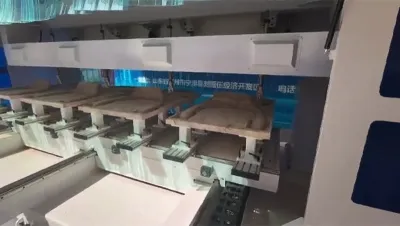 CNC centre d'usinage  5 axes à quatre tables - façonnage et ponçage 3