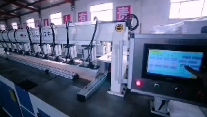 CNC de fraisage et perçage pour montants de porte