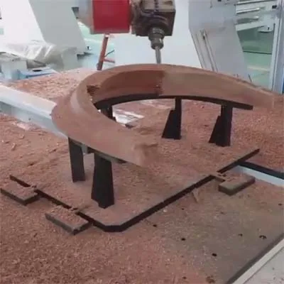 CNC centre d'usinage  5 axes à deux tables pour le bois