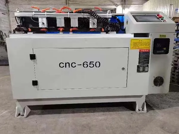 CNC Machine à queues d'aronde