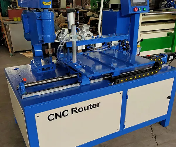 CNC Fraiseuse-perceuse-taraudeuse pour le bois
