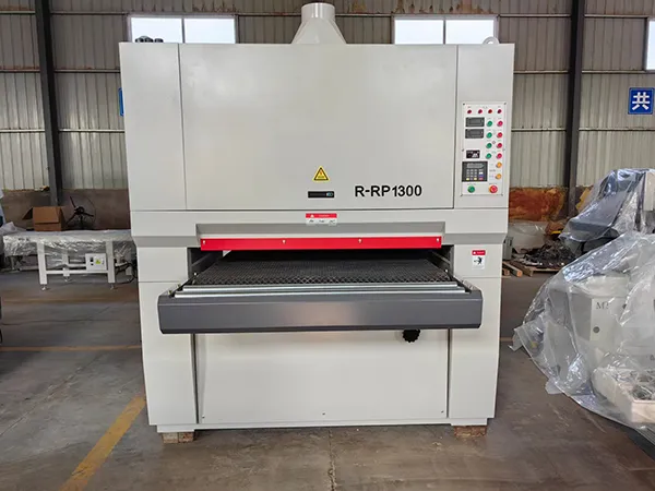 Machine à Poncer